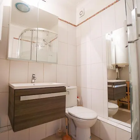 Nice Apt Near Canal St Martin باريس
