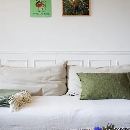Nice Apt Near Canal St Martin شقة باريس